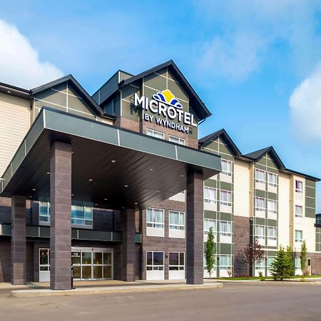 Microtel Inn & Suites By Wyndham Red Deer Dış mekan fotoğraf