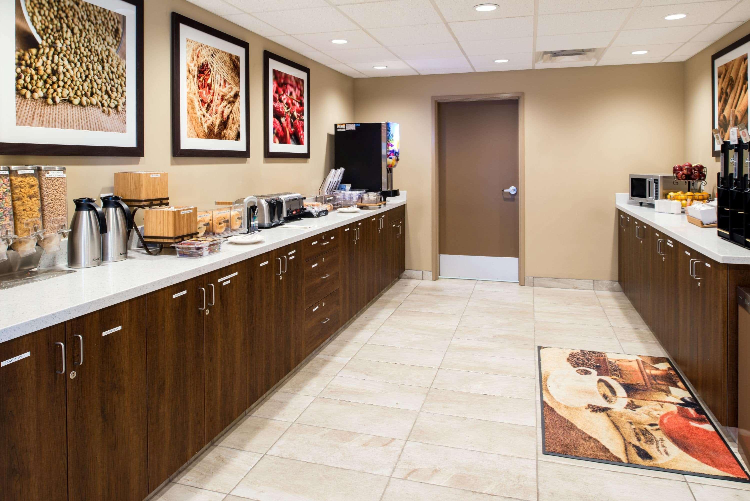 Microtel Inn & Suites By Wyndham Red Deer Dış mekan fotoğraf