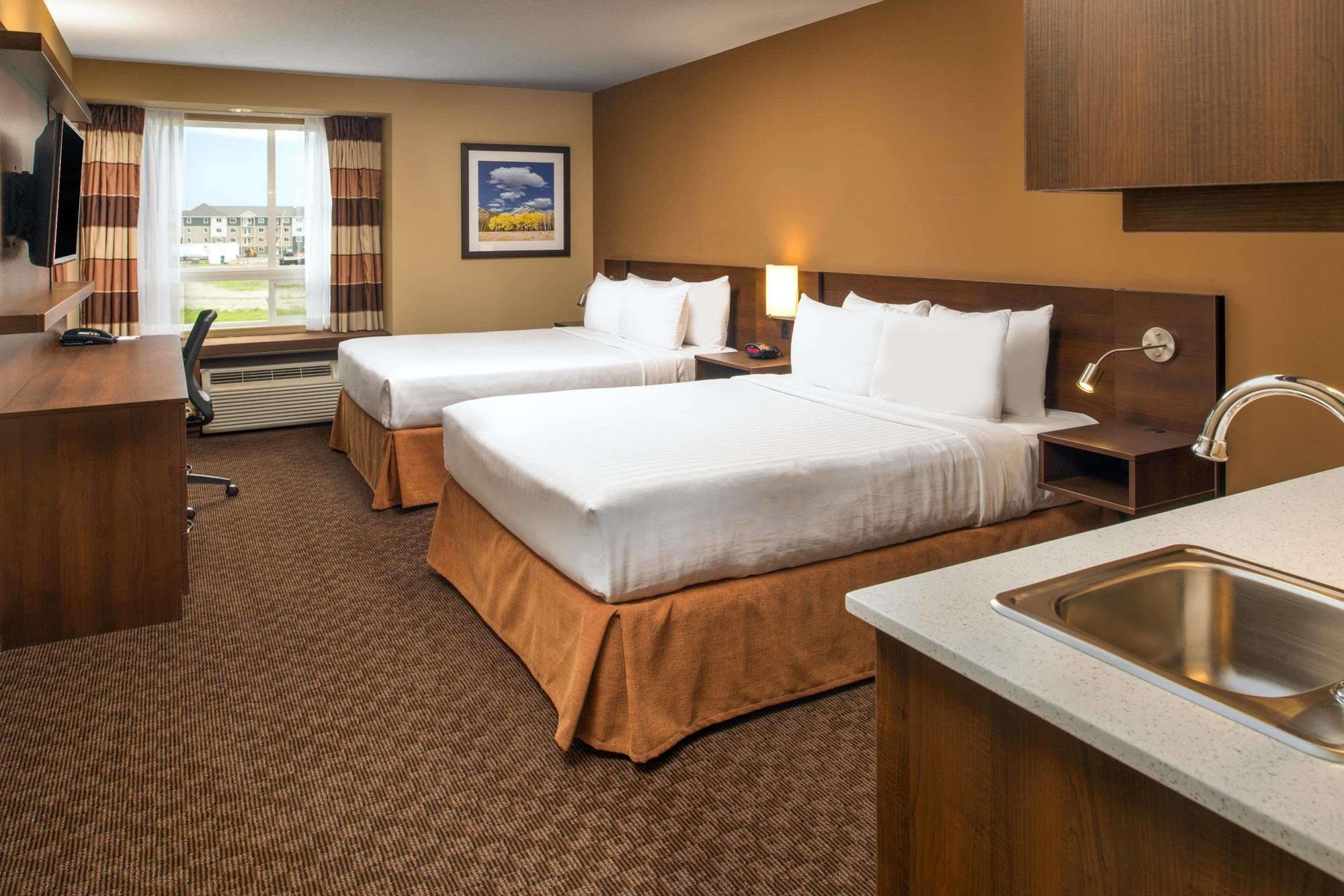 Microtel Inn & Suites By Wyndham Red Deer Dış mekan fotoğraf
